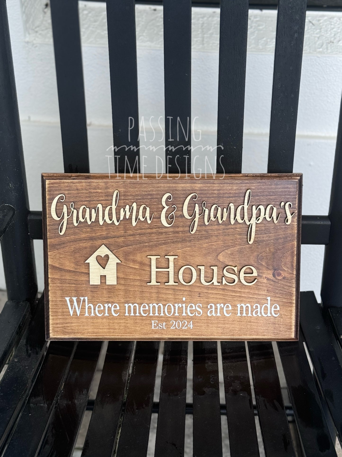 Grandparents sign personalized 3D